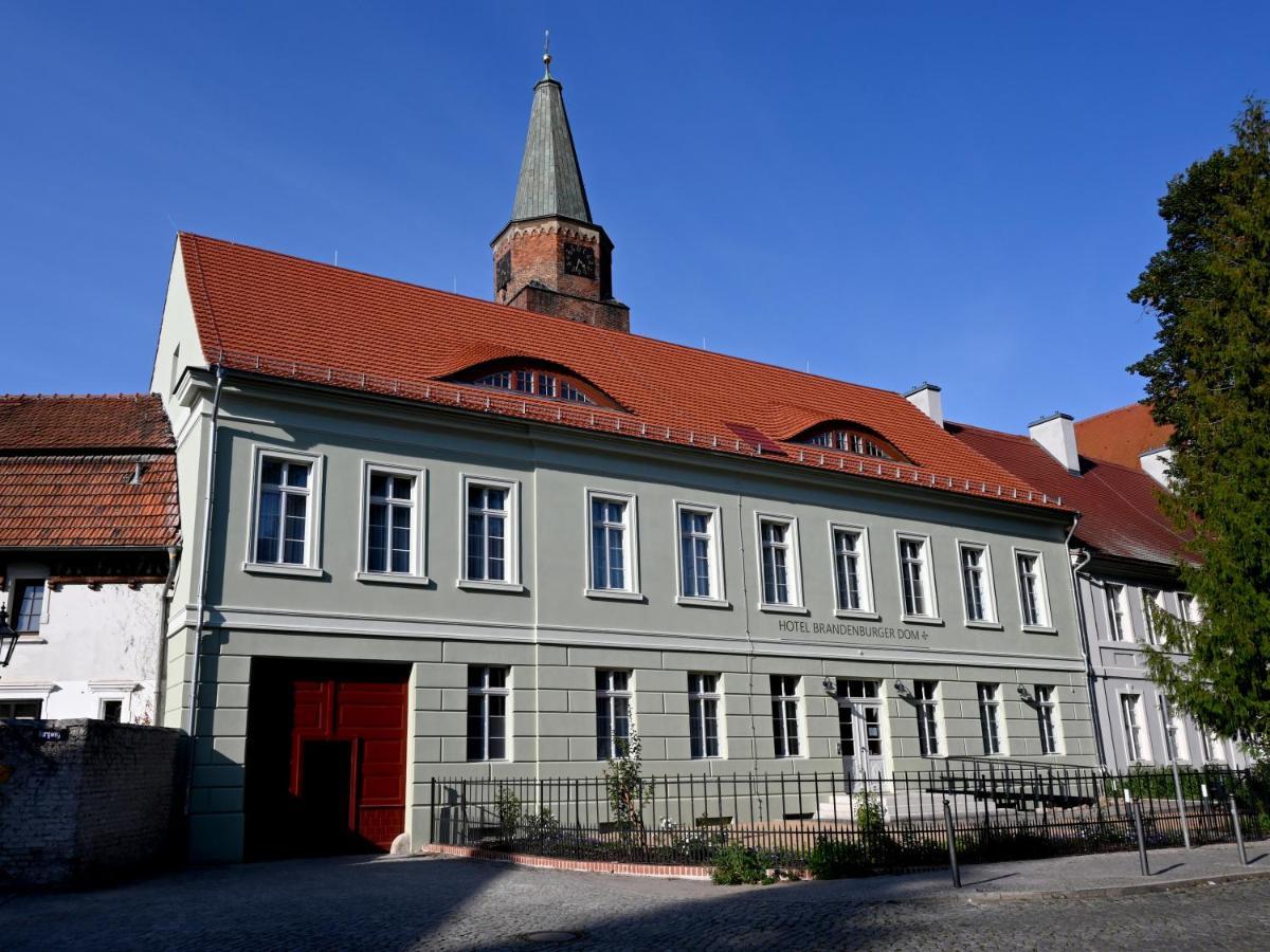 Hotel Brandenburger Dom Бранденбург Экстерьер фото